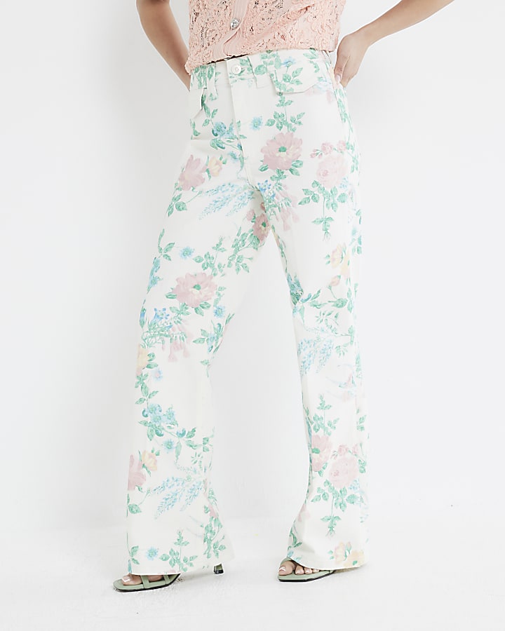 Petite White High Rise Flared Floral Jeans