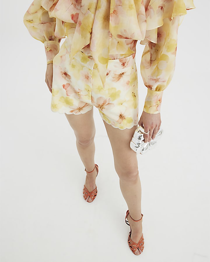 Pink Floral Scalloped Edge Shorts