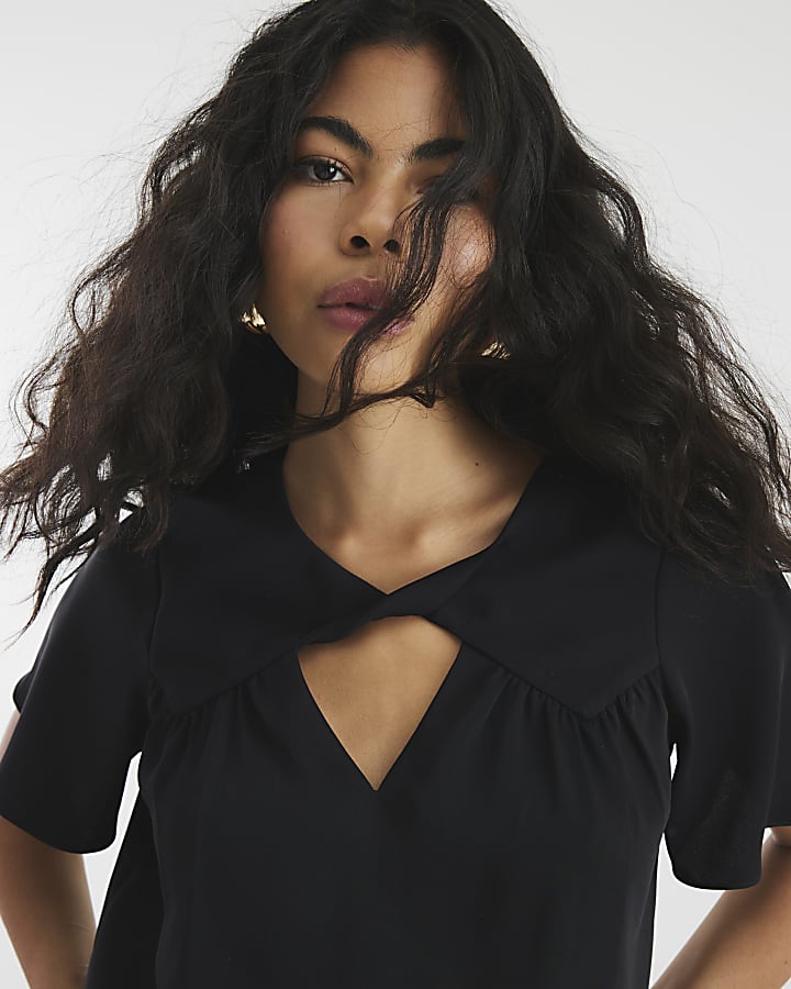 Black Twist Neck T-shirt