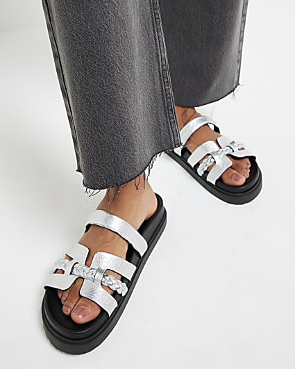 Silver cut out hardware strap leather sandals